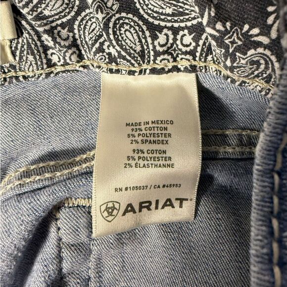 Ariat Real denim Flare Leg mid rise Jeans raw hem size 32 R - Picture 12 of 15
